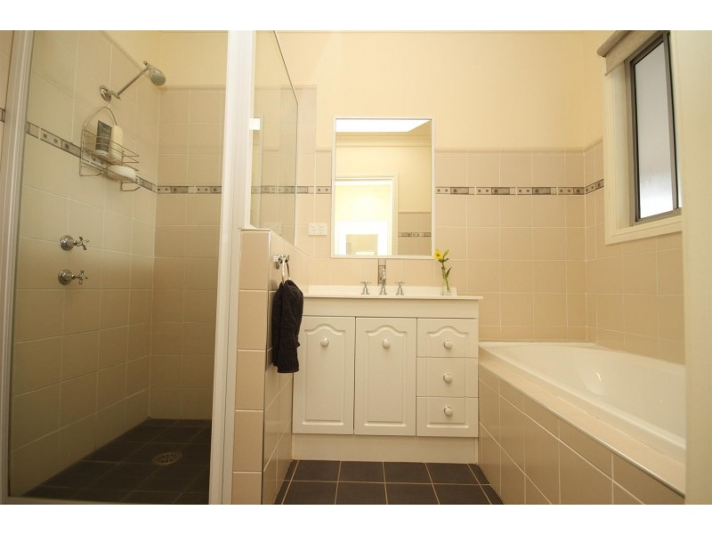 1152 Black Range Road, Yass NSW 2582