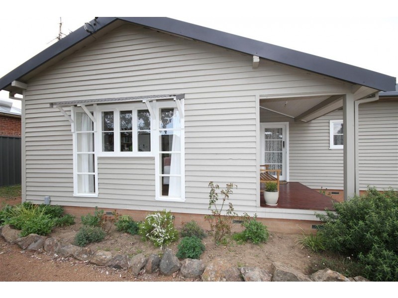 29a Demestre Street, Yass NSW 2582
