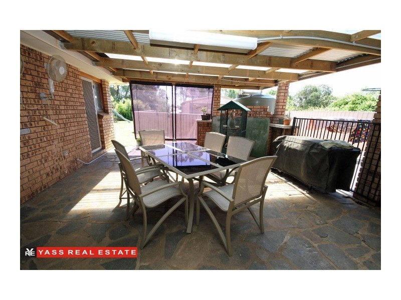 24 Hume Street, Yass NSW 2582