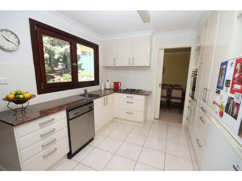 26 Shantalla Crescent, Yass NSW 2582