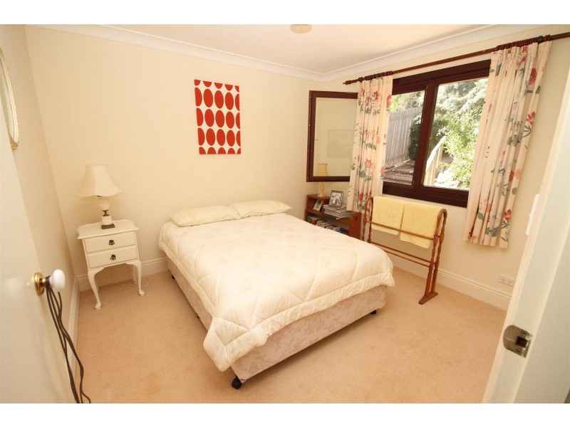 26 Shantalla Crescent, Yass NSW 2582