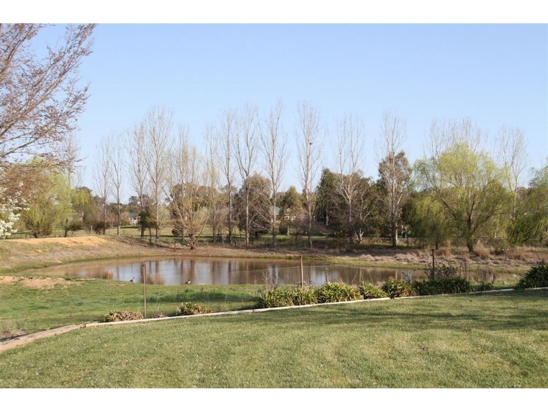 10 Suffolk Avenue, Murrumbateman NSW 2582