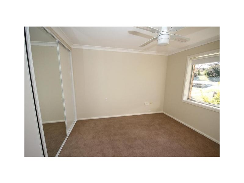 10 Shantalla Crescent, Yass NSW 2582