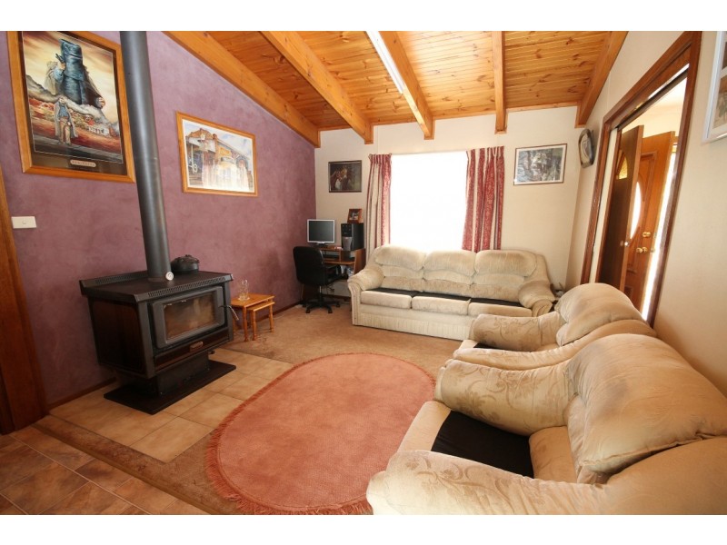 11 Cusack Place, Yass NSW 2582