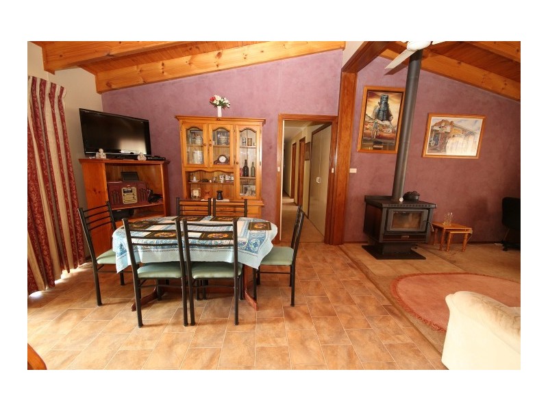 11 Cusack Place, Yass NSW 2582