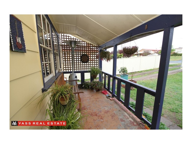 44 Hume Street, Yass NSW 2582