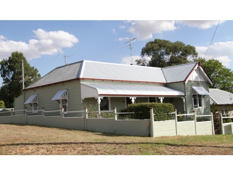 22 Browne Street, Yass NSW 2582