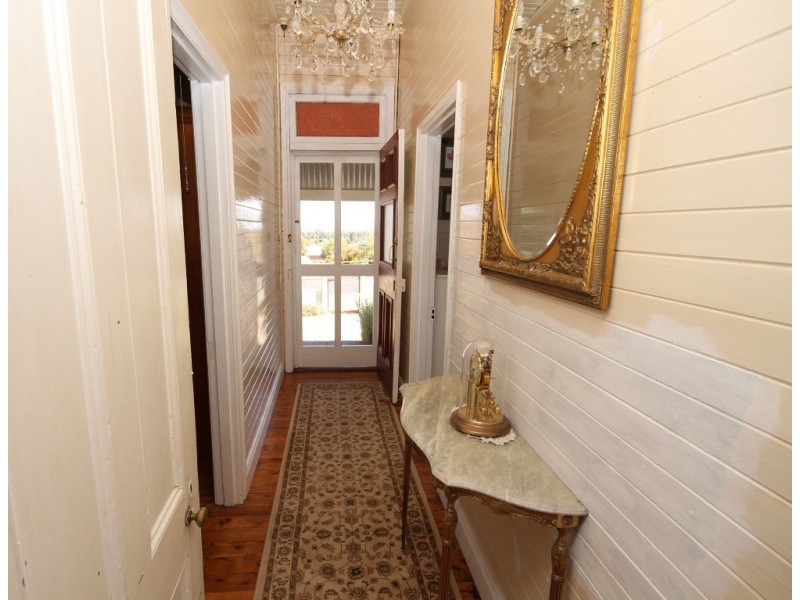 22 Browne Street, Yass NSW 2582