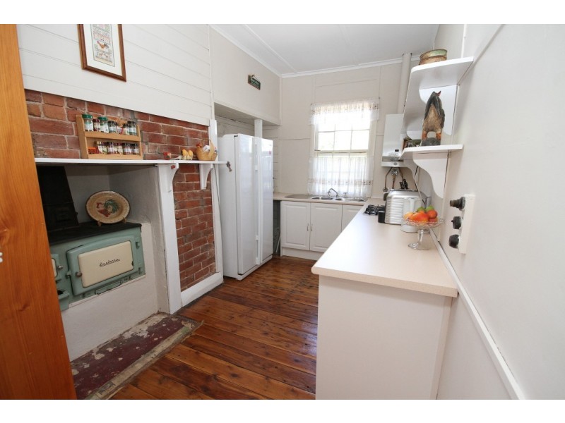 22 Browne Street, Yass NSW 2582