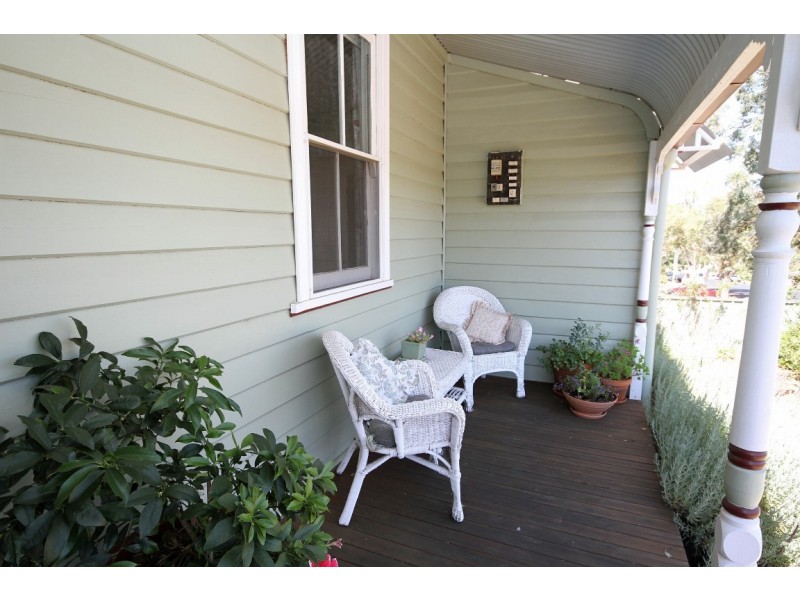 22 Browne Street, Yass NSW 2582