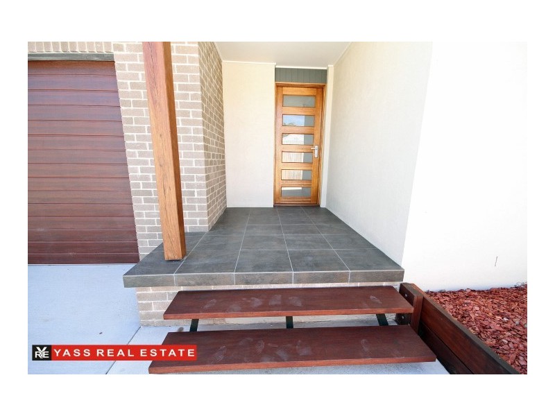 63 Meehan Street, Yass NSW 2582