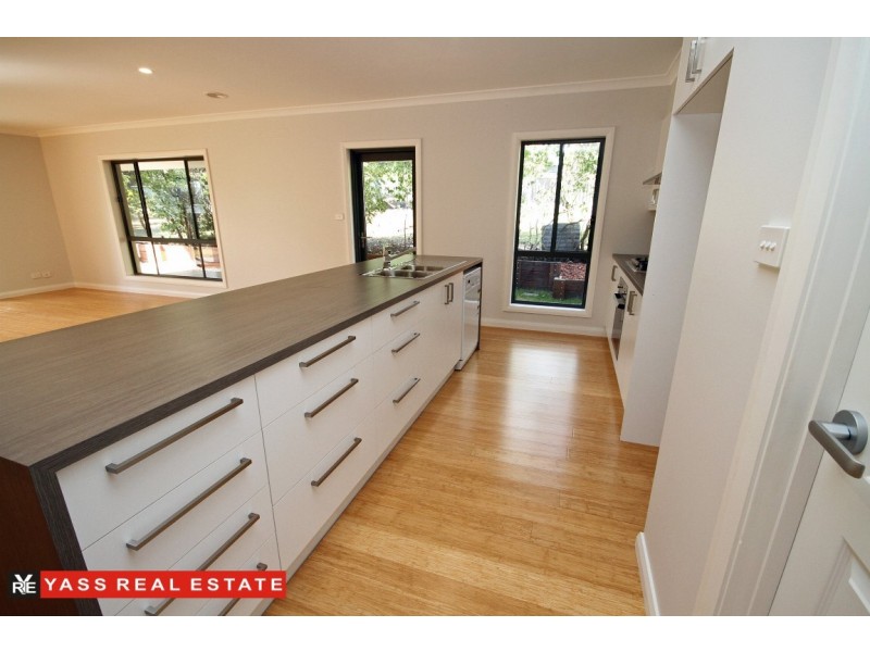 63 Meehan Street, Yass NSW 2582