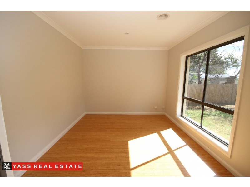 63 Meehan Street, Yass NSW 2582