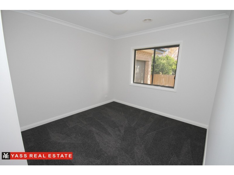 63 Meehan Street, Yass NSW 2582