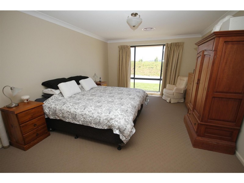 6 Kitty’S Creek Road, Yass NSW 2582