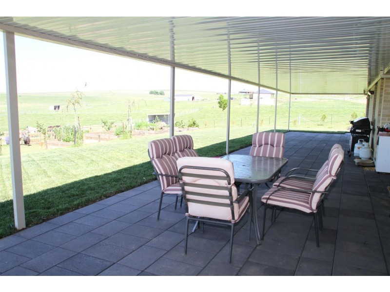 6 Kitty’S Creek Road, Yass NSW 2582