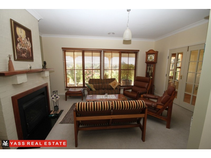 331 Black Range Road, Yass NSW 2582