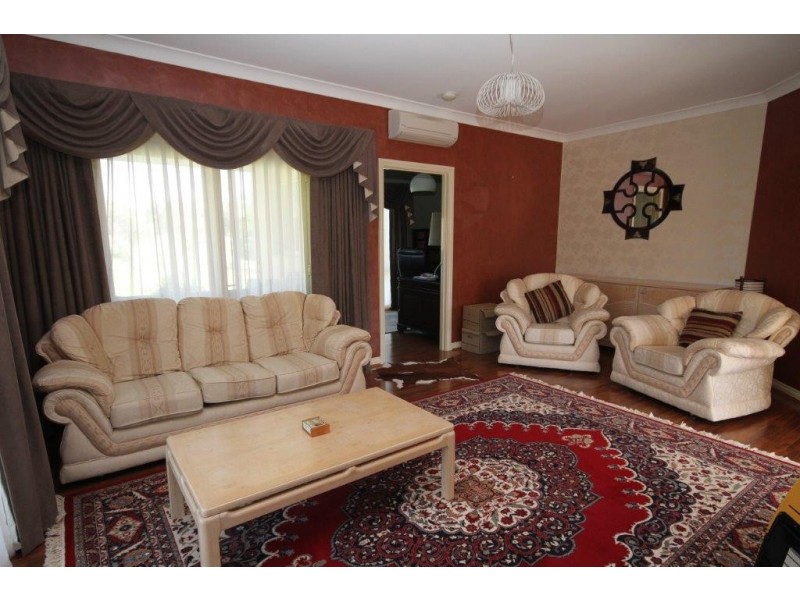 450 Yass Valley Way, Yass NSW 2582