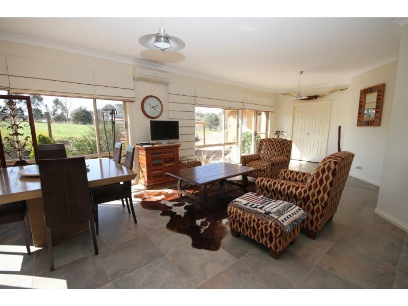 450 Yass Valley Way, Yass NSW 2582