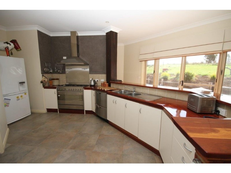 450 Yass Valley Way, Yass NSW 2582