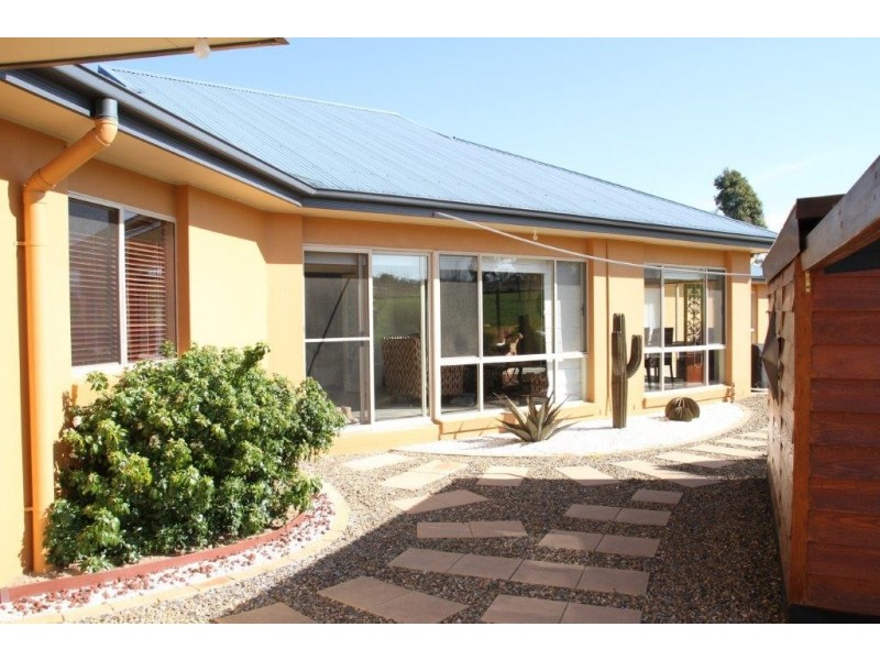 450 Yass Valley Way, Yass NSW 2582