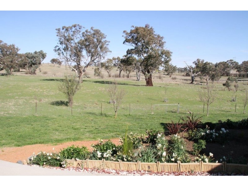 450 Yass Valley Way, Yass NSW 2582