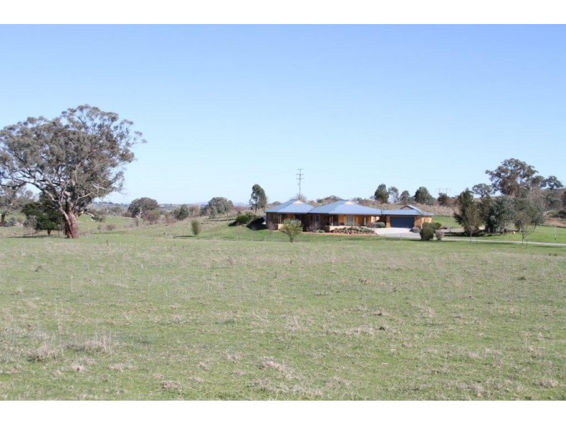 450 Yass Valley Way, Yass NSW 2582