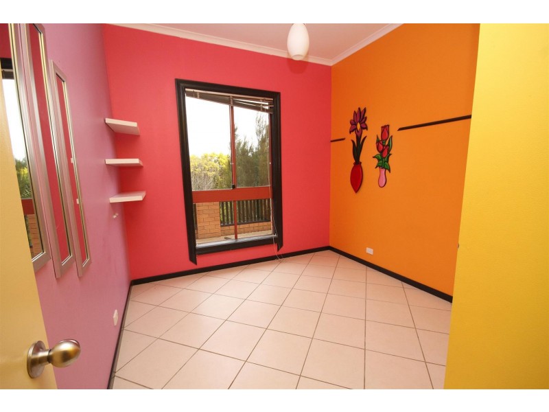 63 Hume Street, Yass NSW 2582