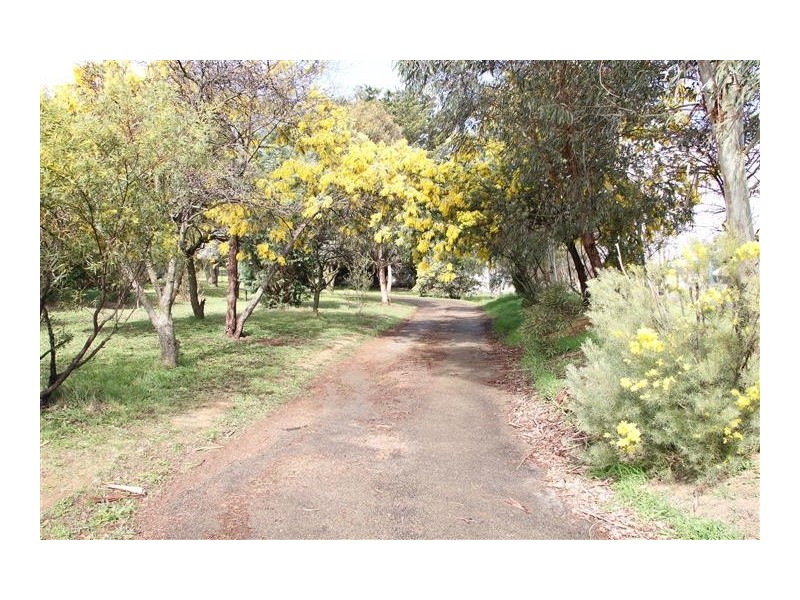 63 Hume Street, Yass NSW 2582