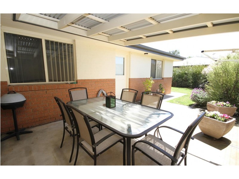 1/14 Nicholls Drive, Yass NSW 2582