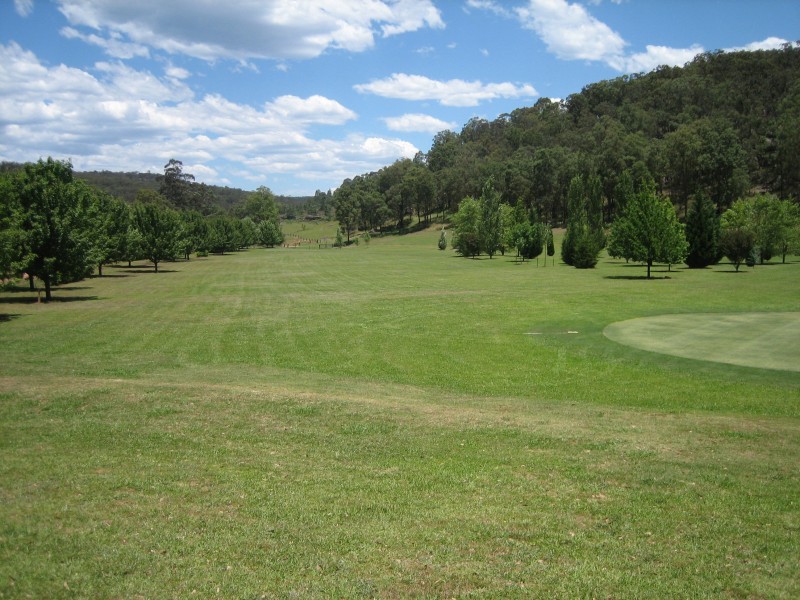 807 Putty Valley Road, Putty NSW 2330