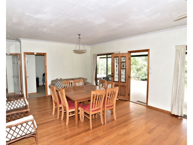 470 Milsons Arm Road, Wollombi NSW 2325