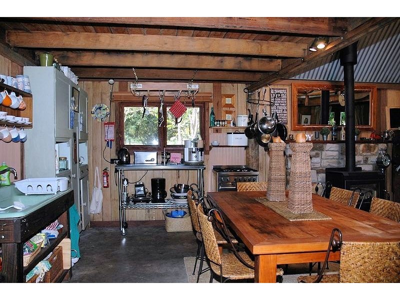 2792 Paynes Crossing Road, Wollombi NSW 2325