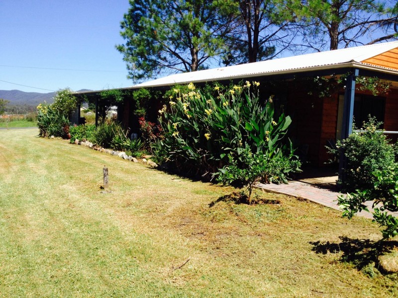 52 Bennett Street, Millfield NSW 2325