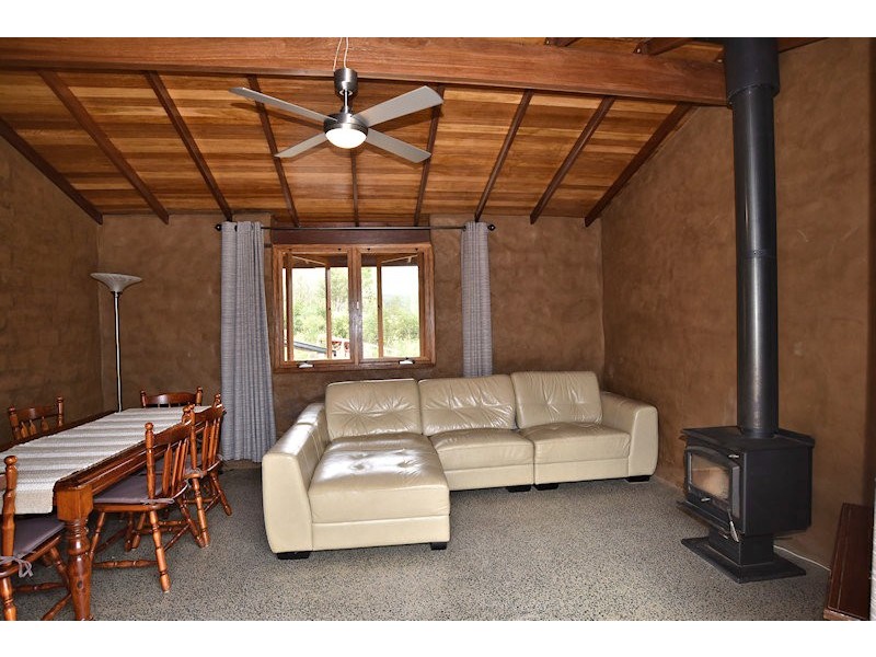 151 Cagney Road, Laguna NSW 2325