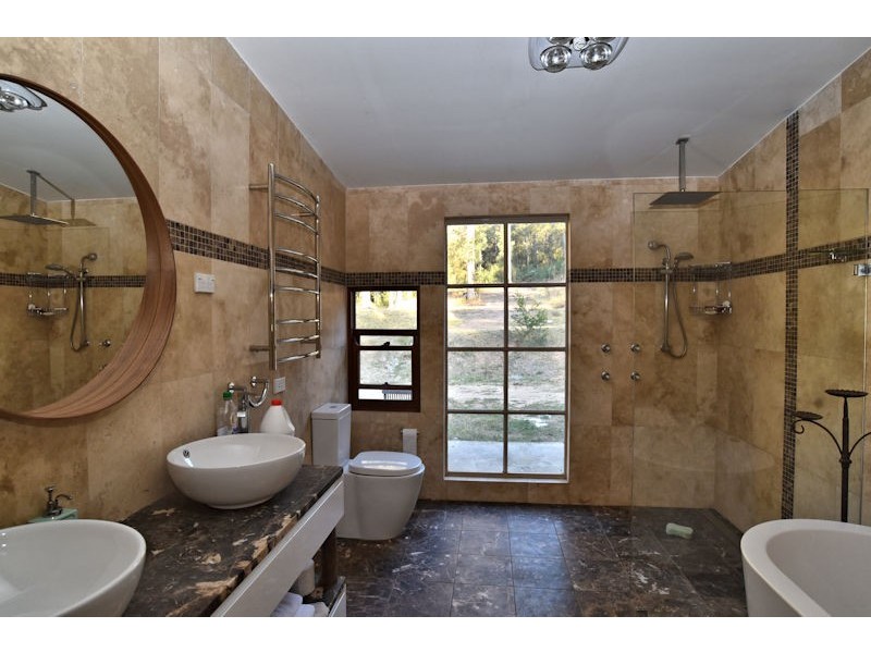 304 Finchley Track, Laguna NSW 2325