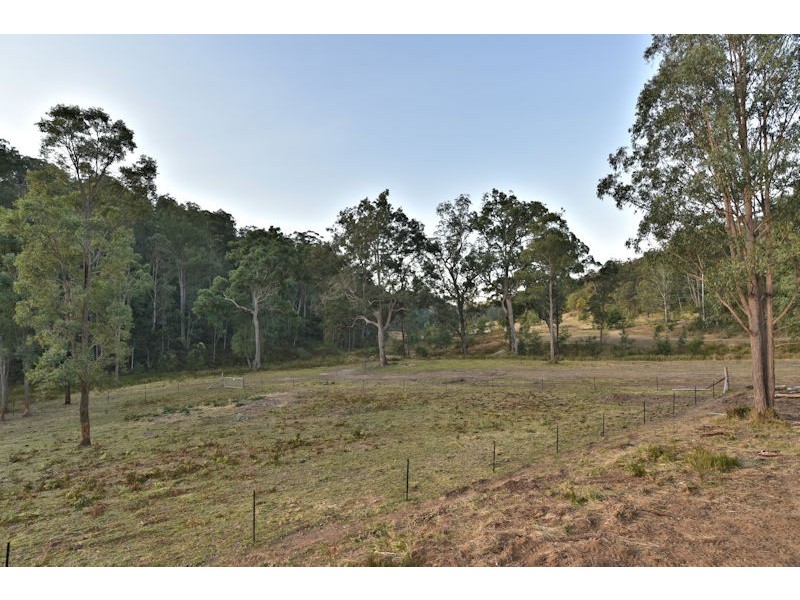 304 Finchley Track, Laguna NSW 2325