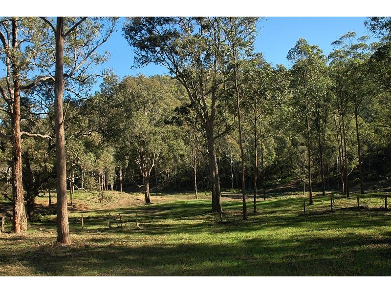 Lots Quart Pot Creek, Laguna NSW 2325