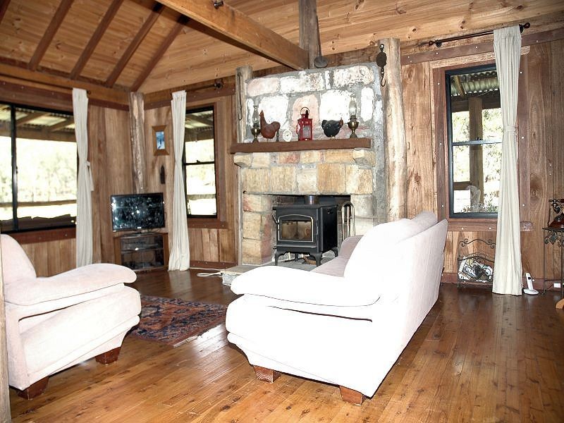 35 Bivens Road, Laguna NSW 2325