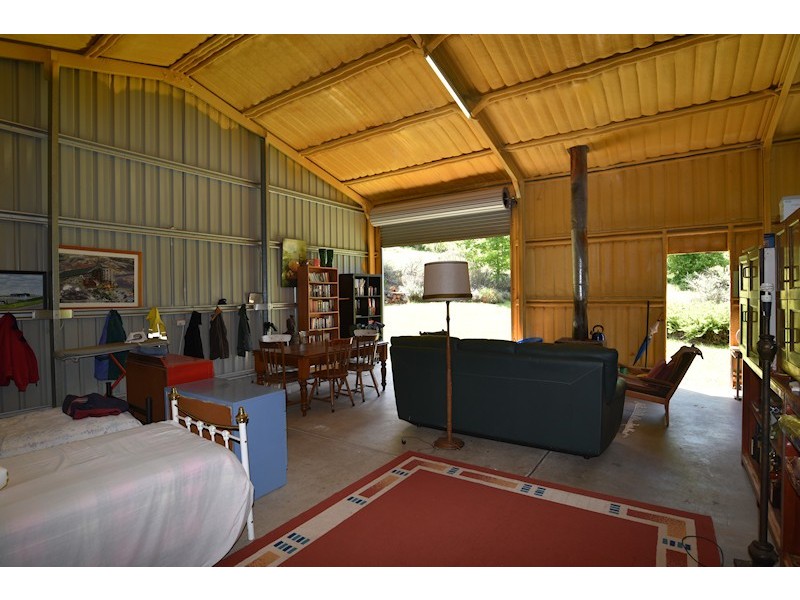 1882 Wollombi Road, Sweetmans Creek NSW 2325