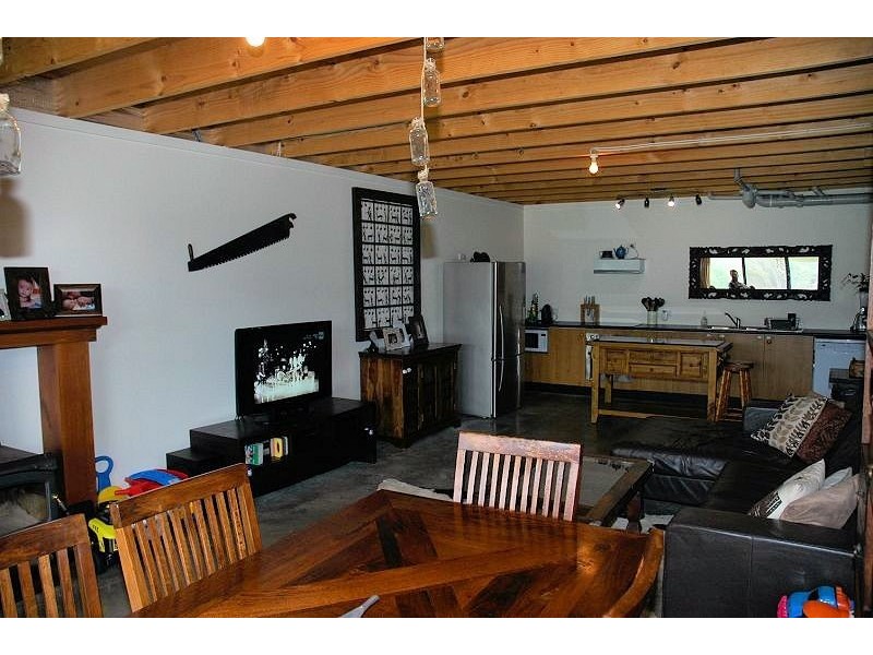 146 Yango Creek Road, Wollombi NSW 2325