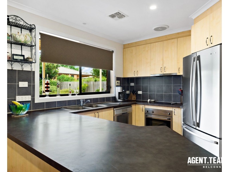 8 Fairlight Street, Dunlop ACT 2615