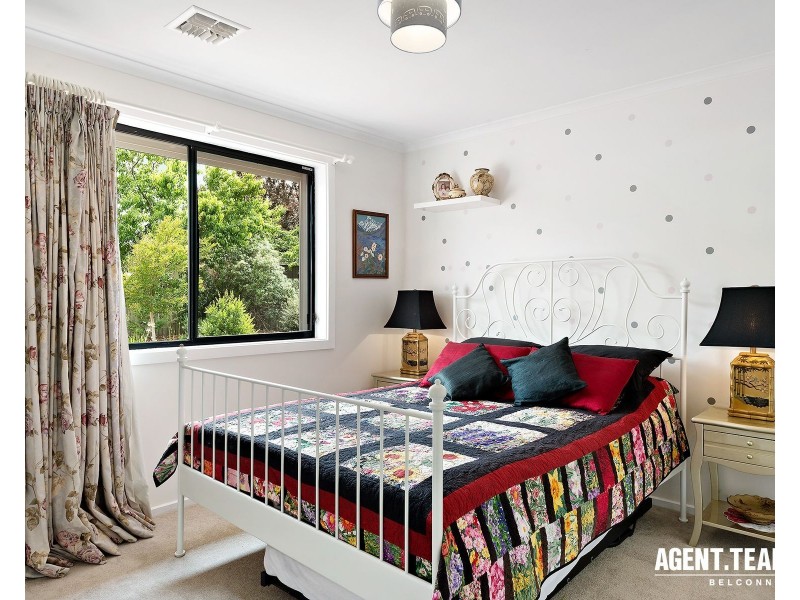 8 Fairlight Street, Dunlop ACT 2615