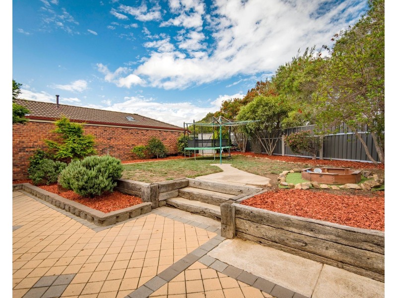 50 Evelyn Owen Crescent, Dunlop ACT 2615