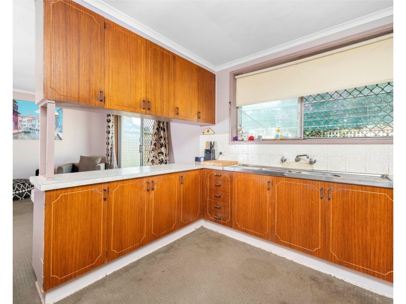 186 Southern Cross Drive, Latham ACT 2615