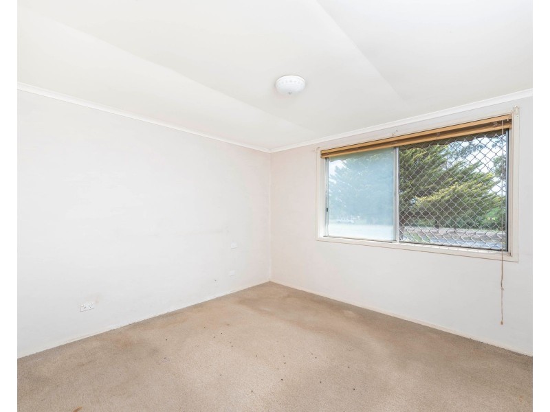 186 Southern Cross Drive, Latham ACT 2615