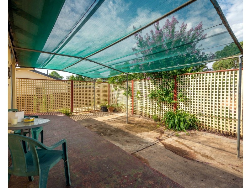 186 Southern Cross Drive, Latham ACT 2615