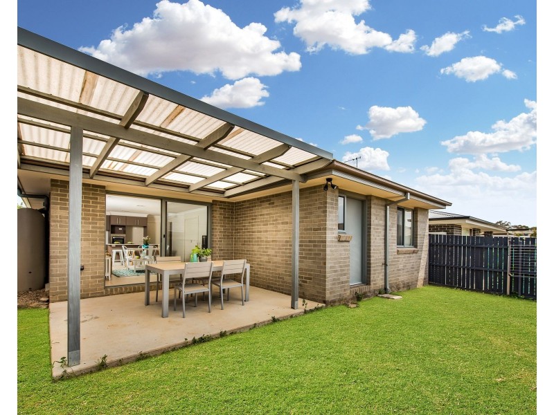 13 Bruce Dittmar Street, Forde ACT 2914