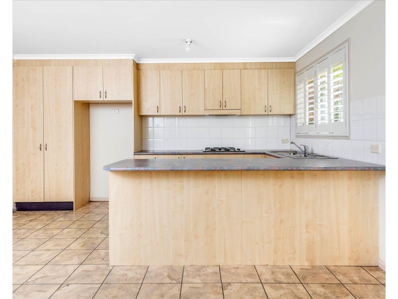 71 Britten-Jones Drive, Holt ACT 2615