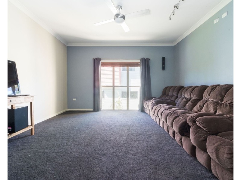 9 Banksia Grove, Malua Bay NSW 2536